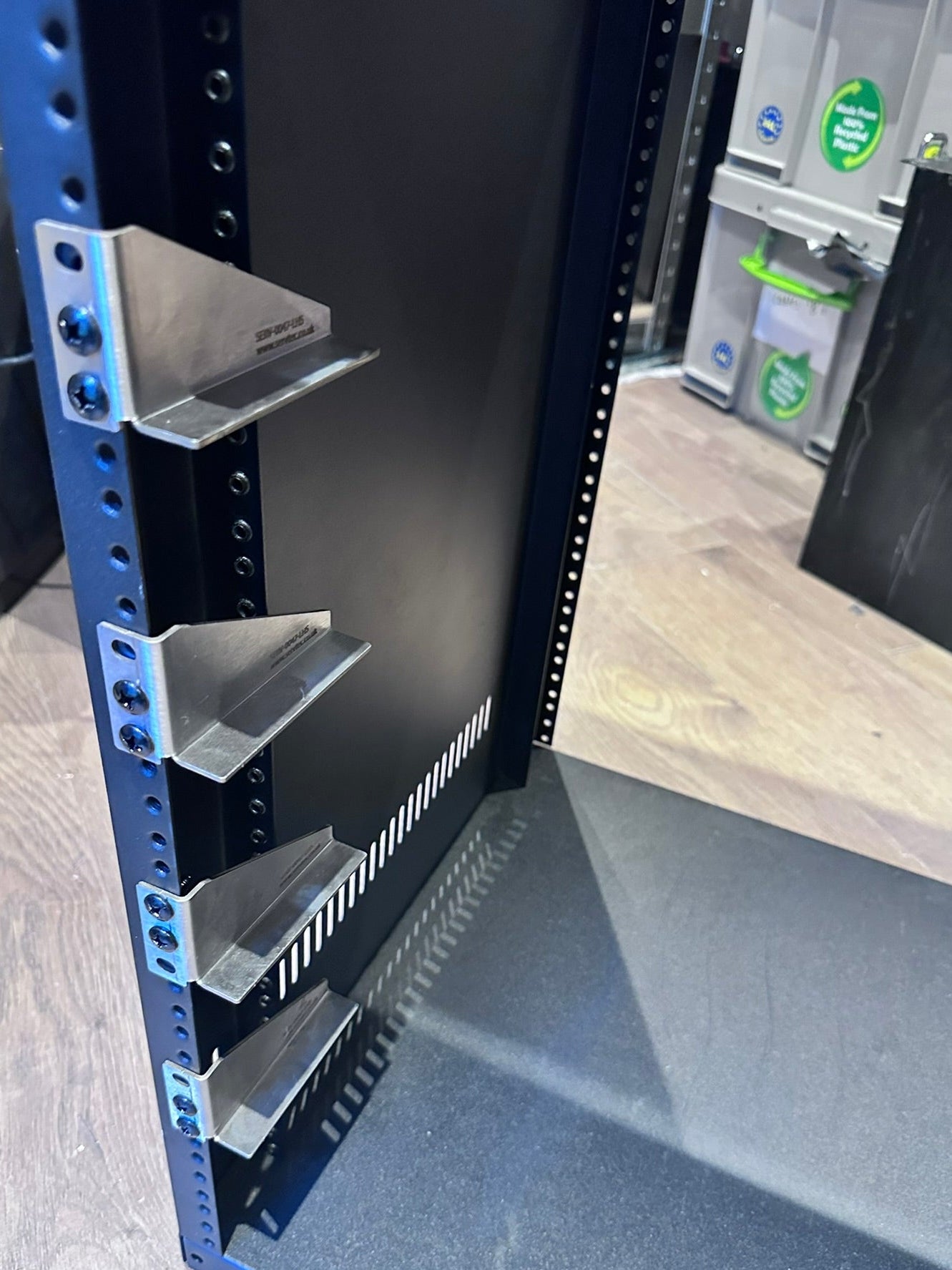 1U Short Shelf / Rear 19" Rack Mount Support Kit for Pylontech Battery – 45, 90 mm Deep, Stainless Steel